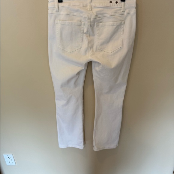CAbi Kick It Crop Jeans Off White Casual Denim Size 6 - Picture 5 of 10